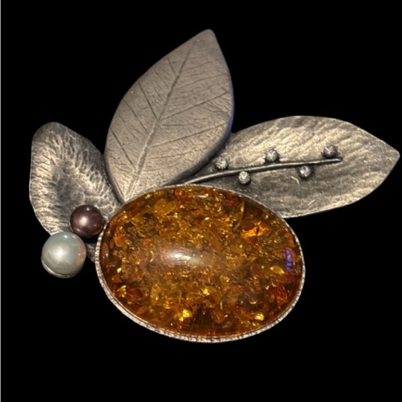 Laguna Jewelry - “LAGUNA” signed Silver Leaf Brooch with Honey Amber Stone